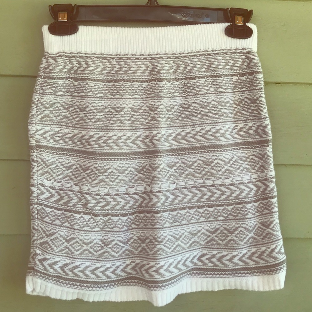 Sweaterskirt